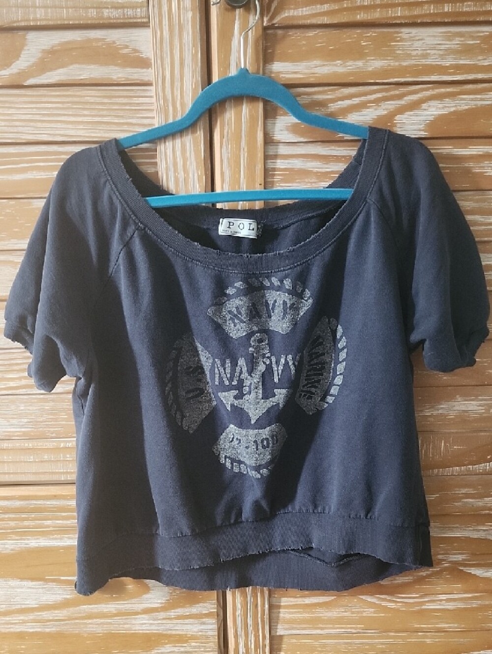 POL Navy Short-Sleeve Graphic Crop Sweatshirt